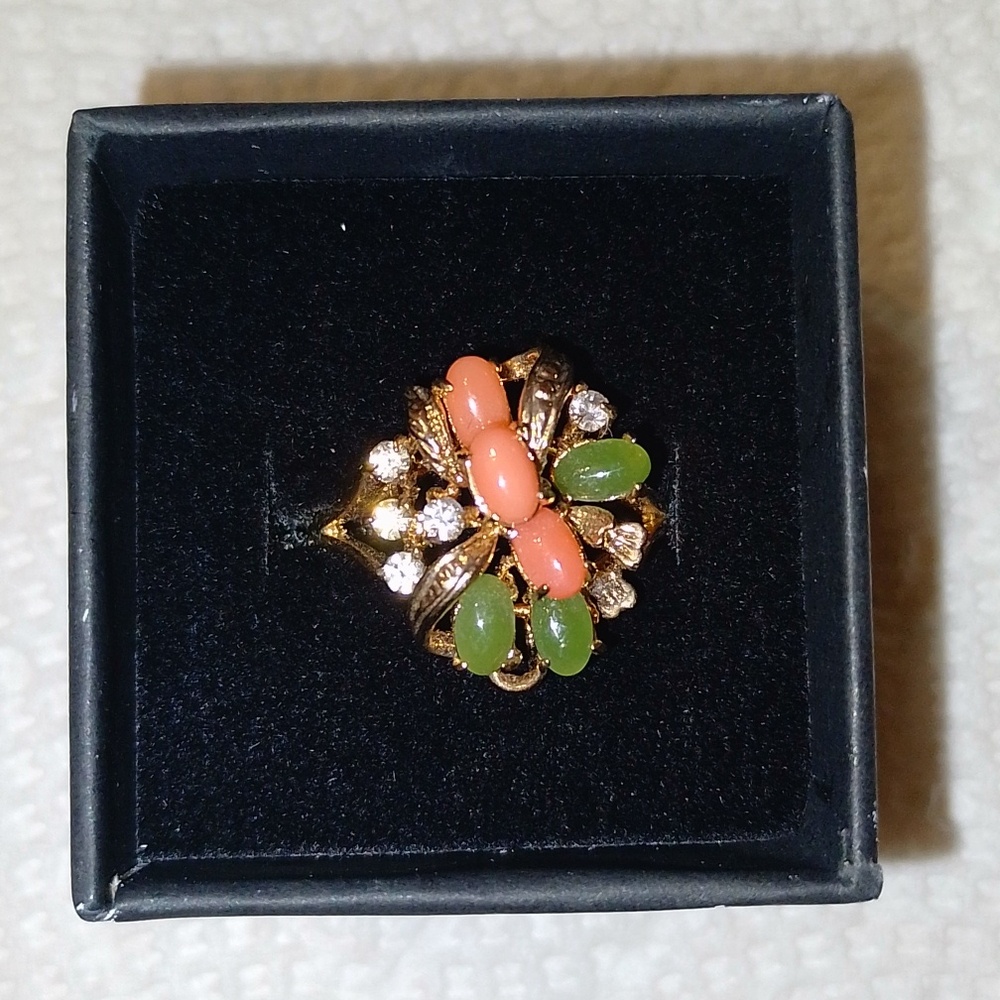 NIB Vintage Semi-Precious Gem Stone Gold Ring